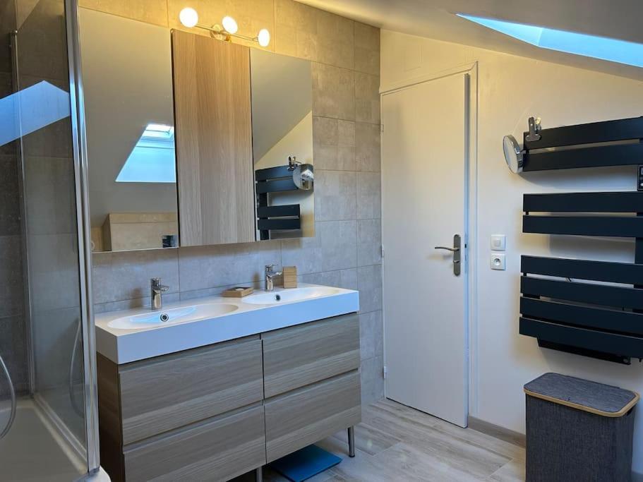 Grand Appartement De Standing Saint-Dizier Bagian luar foto